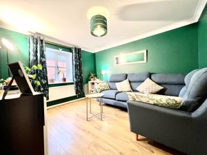 Living Room- click for photo gallery